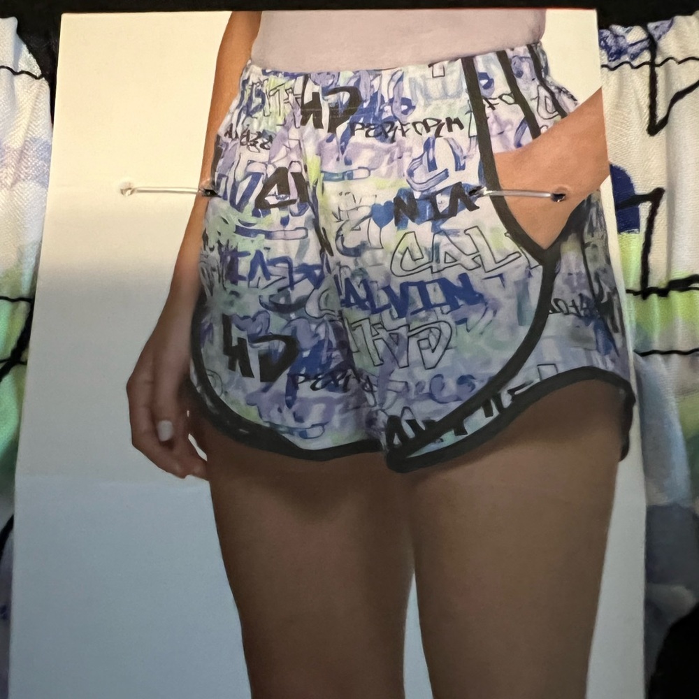 NWT XS Calvin Klein Women’s Running Short